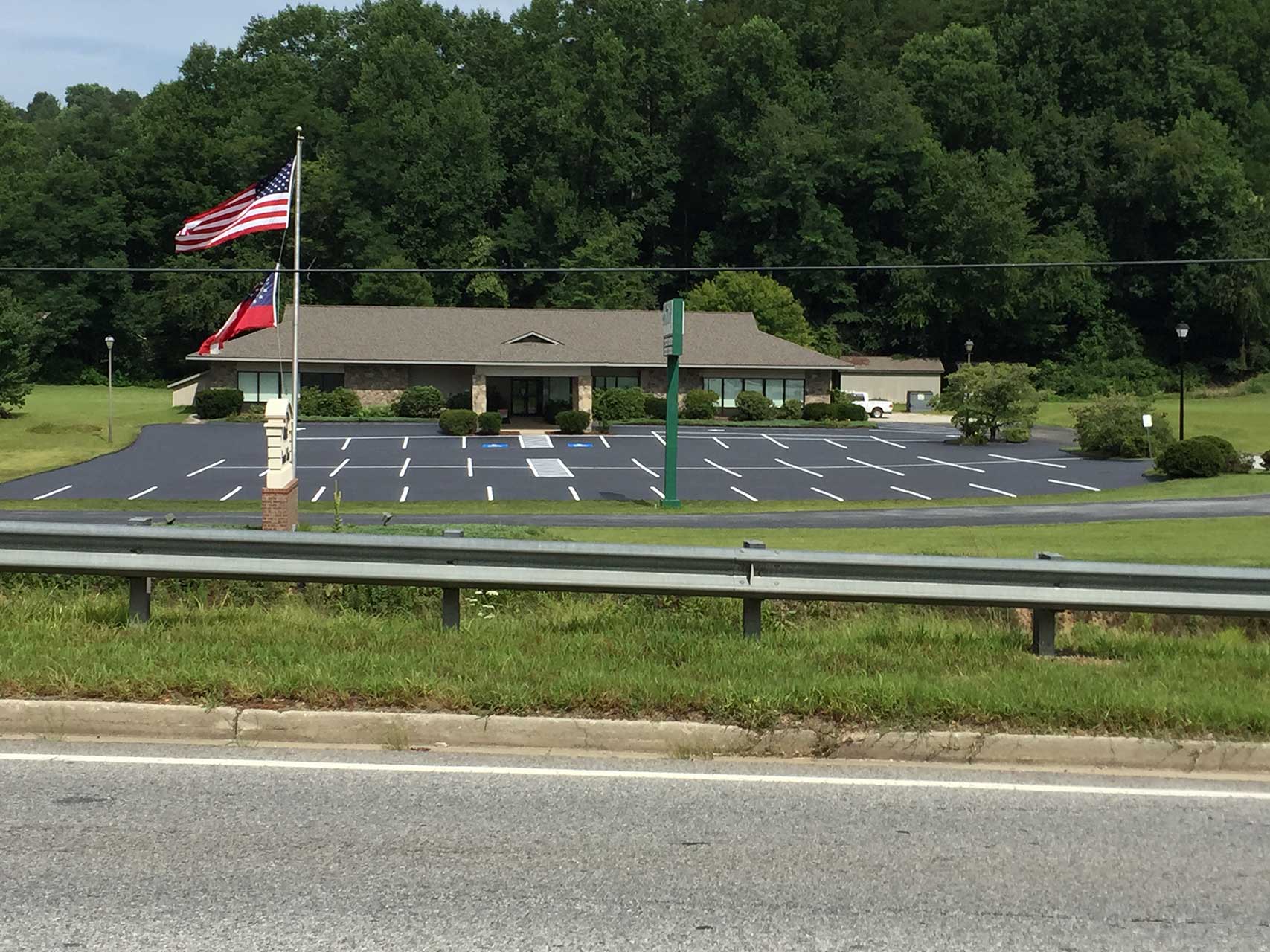 parking lot pavement markings